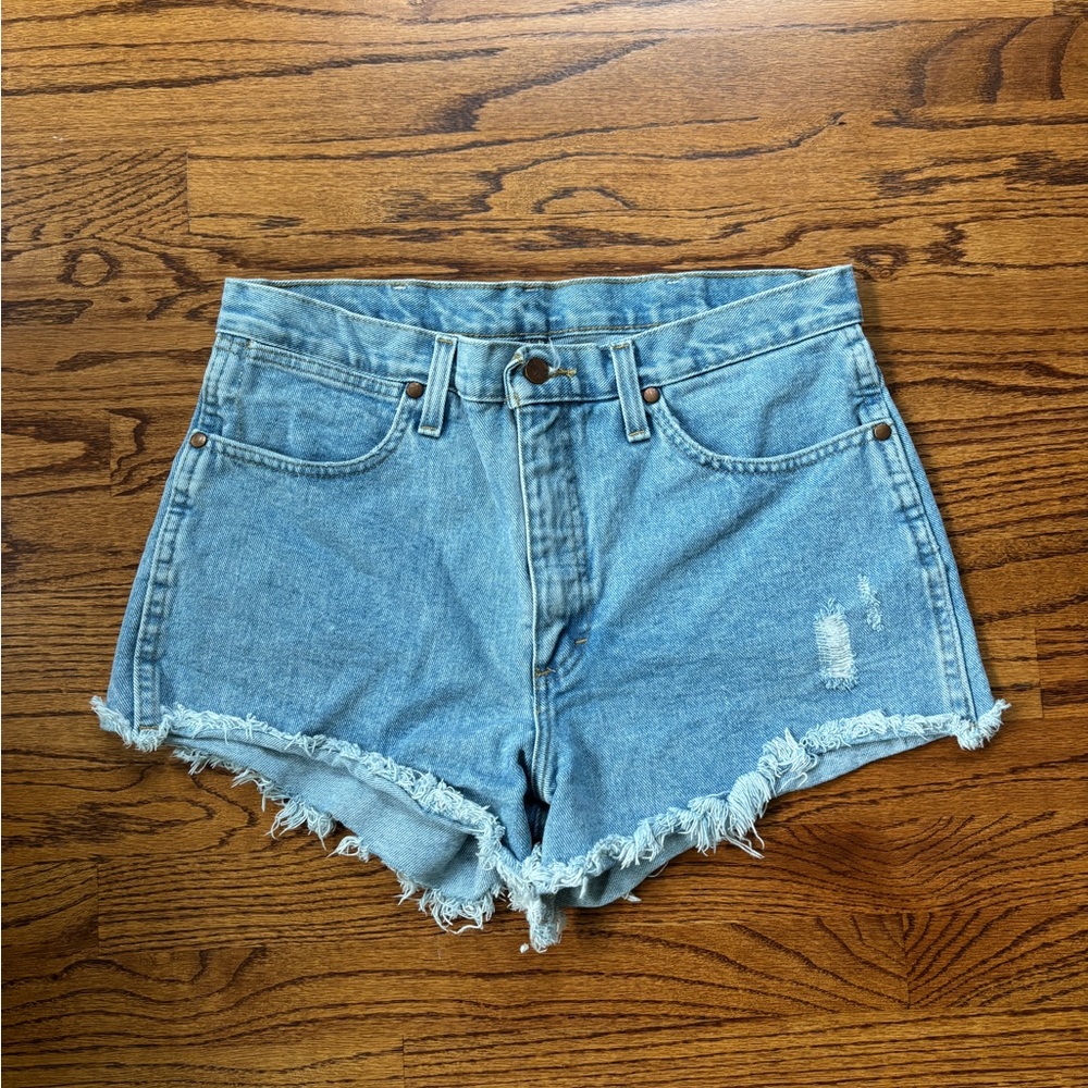 Women’s Wrangler cut off denim shorts